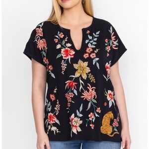 Johnny Was PM black paneled Knit short, sleeved Tee with beautiful embroidery